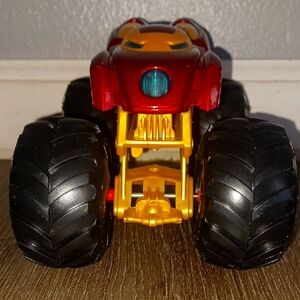 Pre-Owned Hot Wheels Monster Trucks Iron Man (1:24)